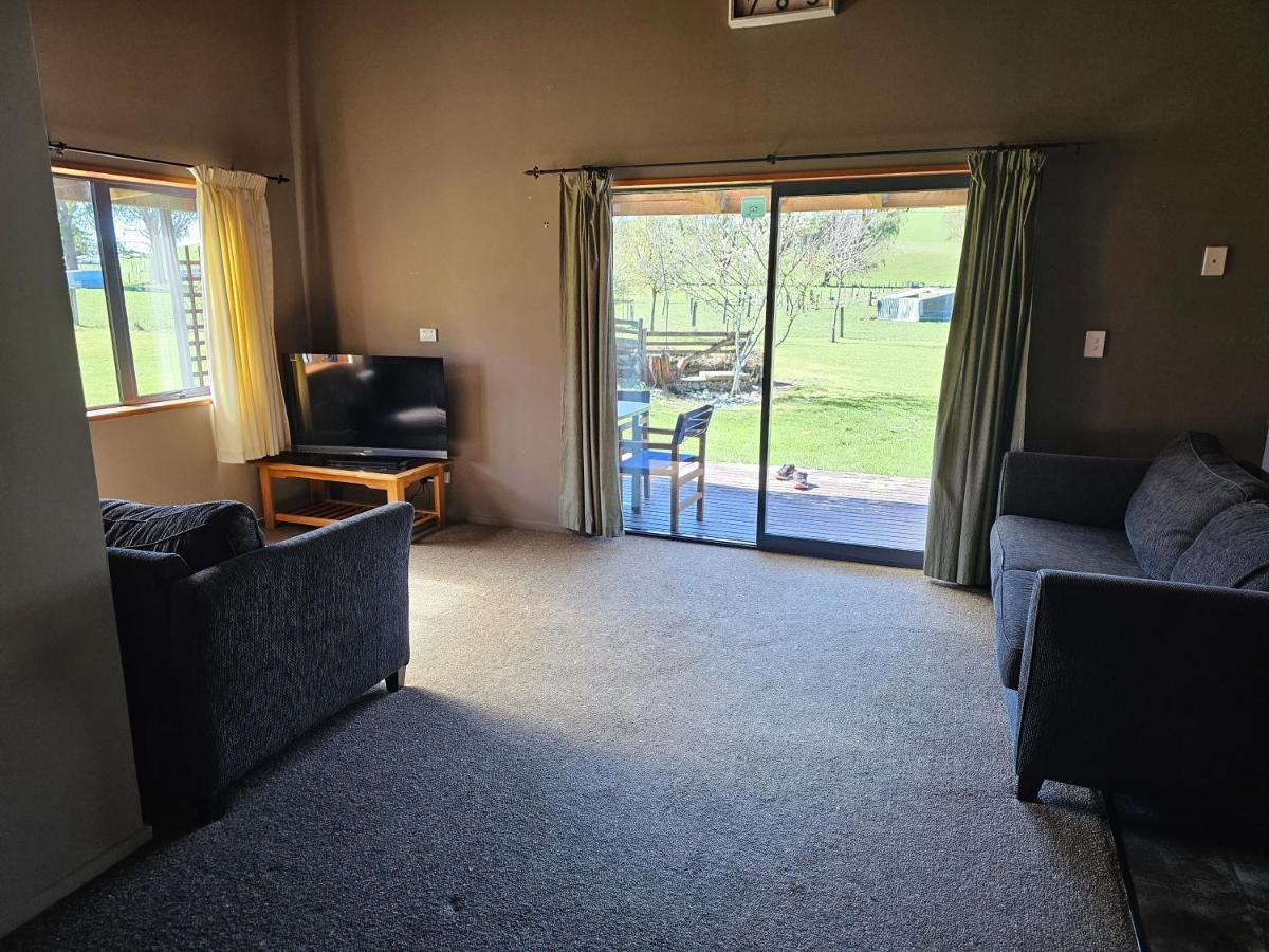 Te Anau Farm Cottage Ngoại thất bức ảnh
